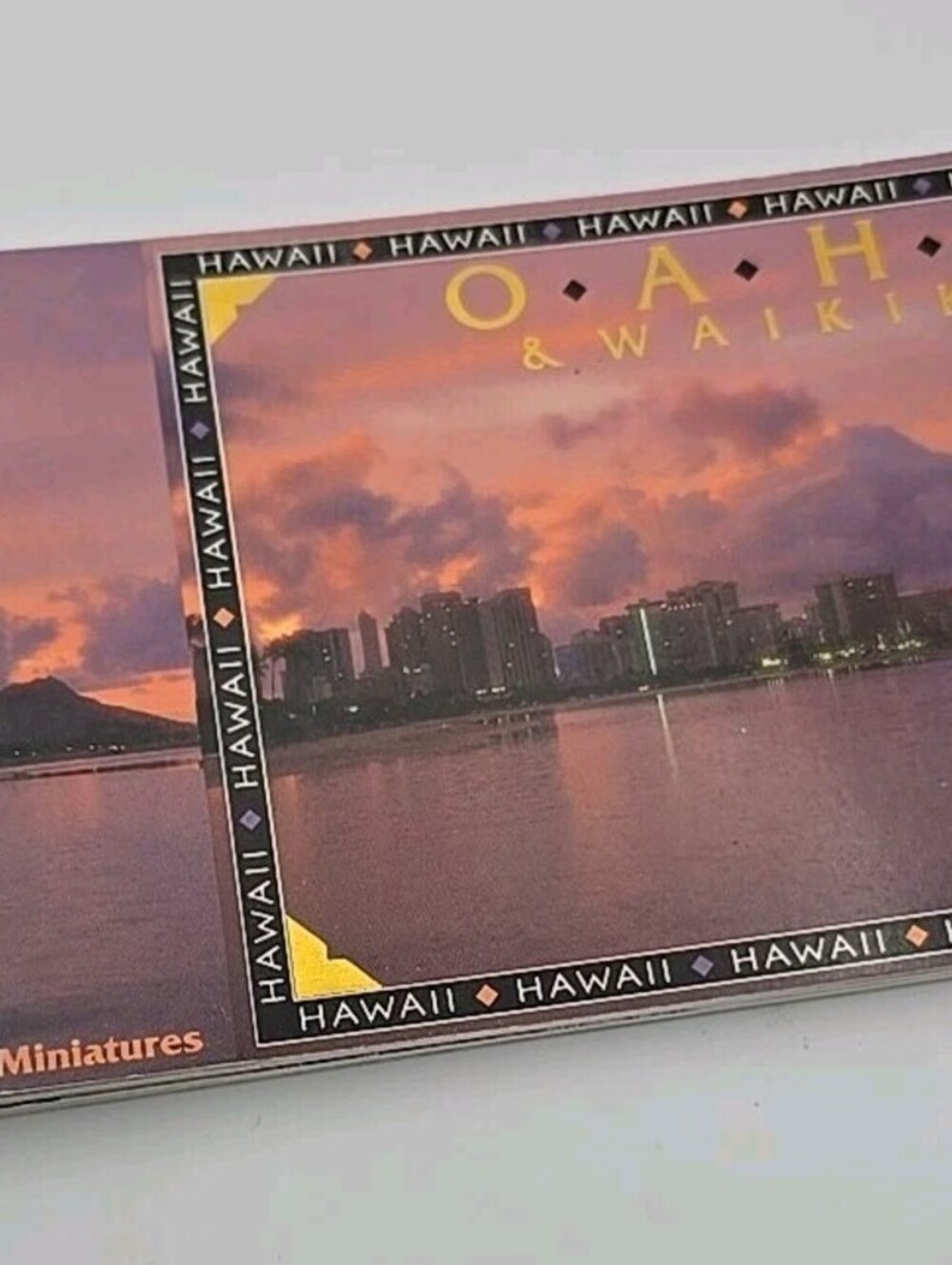 Oahu & Waikiki Hawaii Bonus Album of 12 Postcards with 20 Miniatures Binding Off